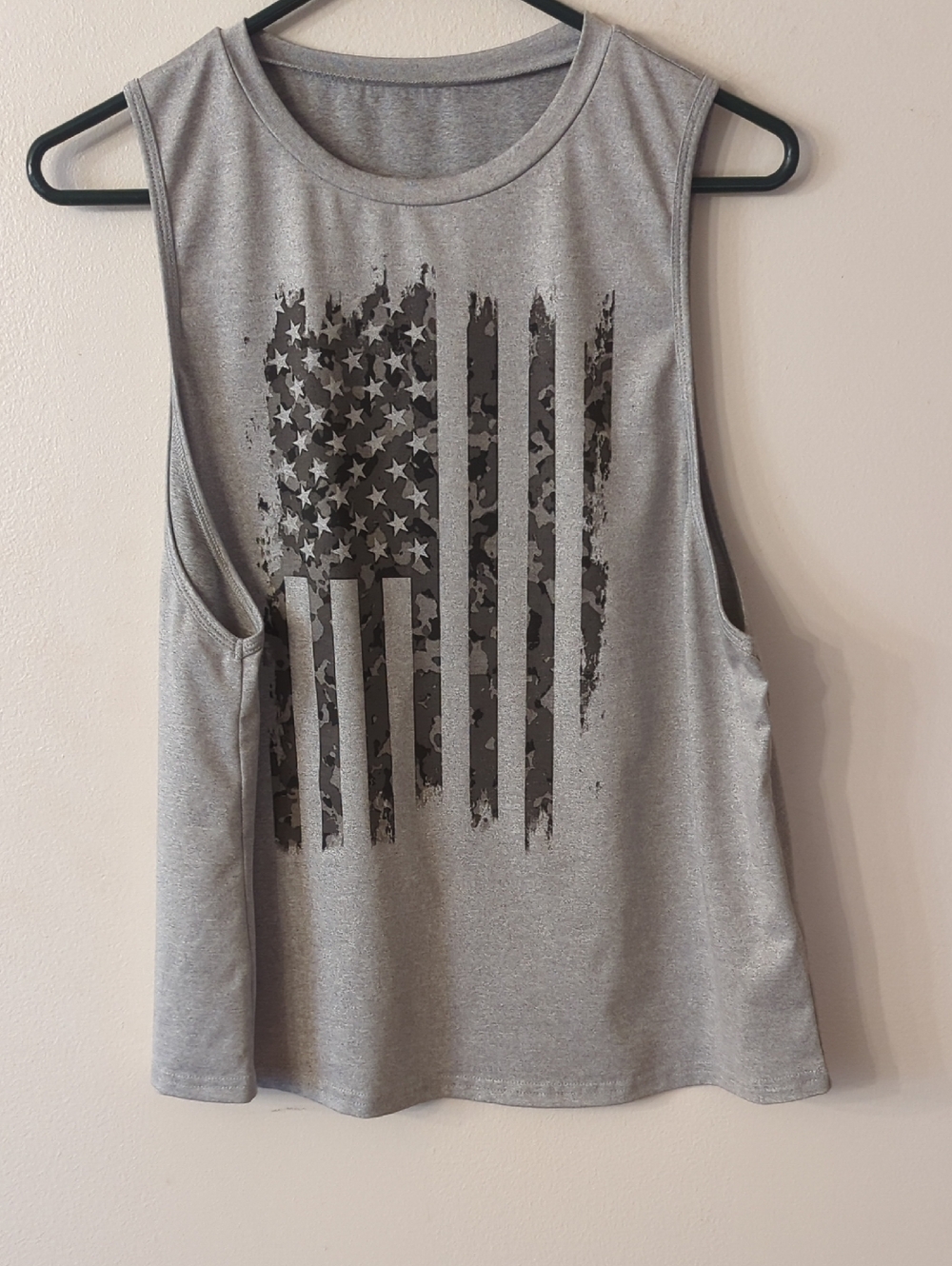 Shein Gray Sleeveless Graphic Tank Top - Women L
